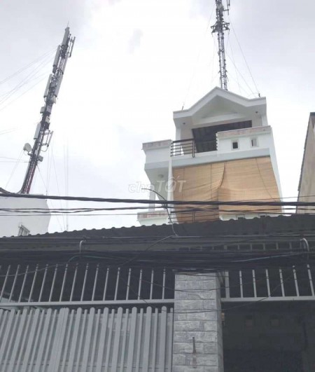 Cần cho thuê căn nhà trên đường Nguyễn Thị Thập Quận 7. Dt 7m x 21m, 4PN, 6WC