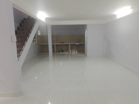 Cho thuê nhà nguyên căn, 50m2 ( 5m x 10m ), 3Pn ngay trung tâm Quận 10