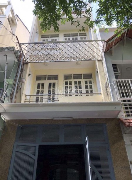 Cho thuê nhà nguyên căn mặt tiền nội bộ đường Cư Xá Lữ Gia Quận 11. 48m2