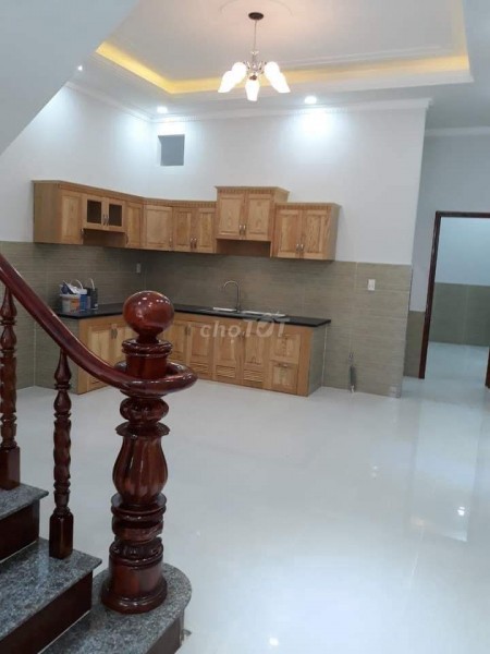 Hẻm 89/14B Bùi Đình Tuý, Bình Thạnh cần cho thuê nhà rộng 72m2, 2 tầng, giá 11 triệu/tháng