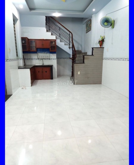 Cho thuê nhà nguyên căn rộng rãi thoải mái, mới, sạch sẽ tại Quang Trung, Gò Vấp