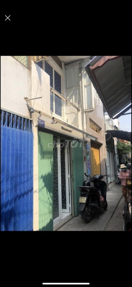 Nguyên căn riêng biệt 1 trệt 1 lầu, 3m x 8m, thích hợp ở gia đình khu an ninh, sạch sẽ