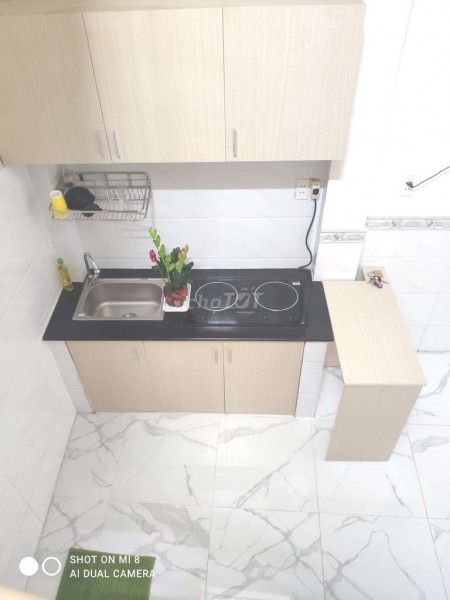 Hẻm Đề Thám Quận 1 cần cho thuê nguyên căn rộng 75m2, 2 PN, giá 9 triệu/tháng, LHCC