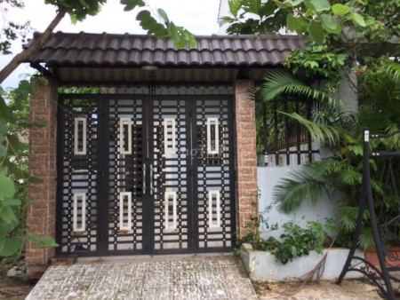 Cho thuê nhà nguyên căn riêng biệt, 82m2, thích hợp ở gia đình 4 người tại Đường 58, Bình Chiểu Thủ Đức