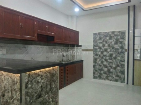 Cần cho thuê nhà nở hậu 2m Quận Bình Thạnh, dtsd 60m2, 3 PN, giá 14 triệu/tháng, lh 0901886016