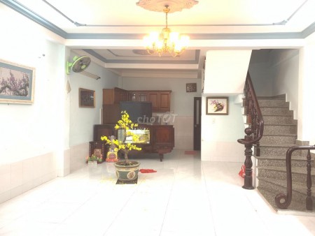 Cho thuê nhà nguyên căn 1 trệt 2 lầu tại Nguyễn Xí Bình Thạnh