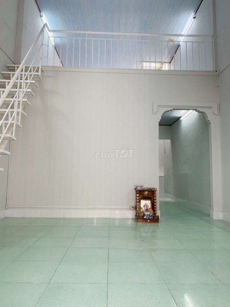 Nhà gác lửng đúc thật rộng 44m2, có máy lạnh hẻm 165 Tây Thạnh, Tân Phú cần cho thuê giá 6.5 triệu/tháng