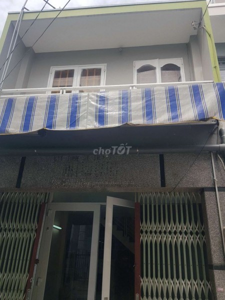 Nhà nguyên căn 4m x 14m tại Thạnh Lộc 28 gần chợ Cầu Đồng Quận 12