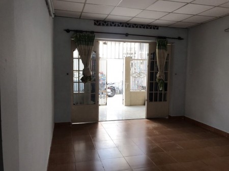 Nhà xinh cấp 4 Quận 12, một trệt trống suốt, dtsd 80m2, cần cho thuê giá 4 triệu/tháng, lh 0974836848