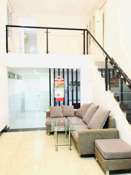 Cho thuê nhà nguyên căn Dương Bá Trạc P1 Quận 8. Diện tích 52m2 1 trệt và đúc kiên cố 1 tầng lững