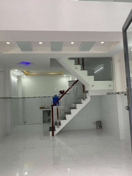 Nhà nguyên căn đang cần cho thuê tại hẻm 1/ đường Chiến Lượt Quận Bình Tân
