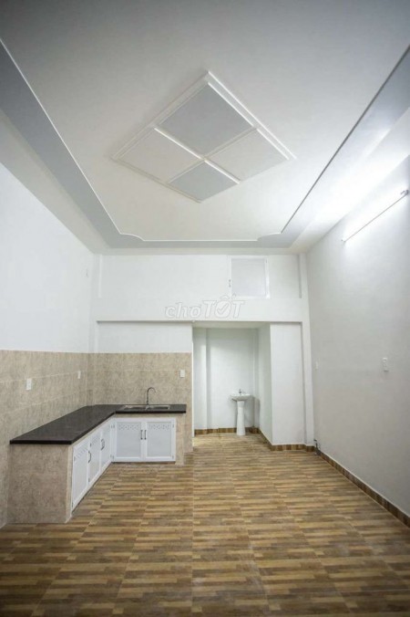 Có nhà rộng 60m2, 2 tầng đúc bê tông cần cho thuê giá 8.5 triệu/tháng, hẻm Lê Đức Thọ, Gò Vấp