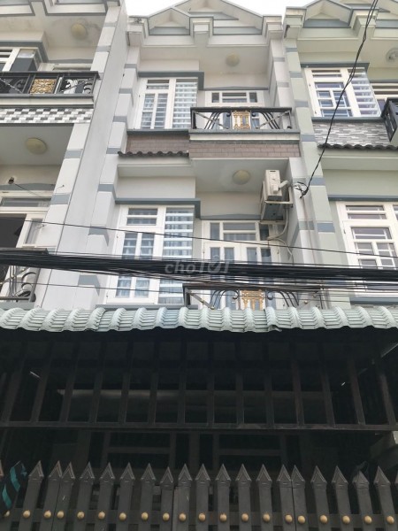 Cho thuê nhà nguyên căn 1 trệt 2 lầu. Đường Trần Thị Cờ vô 100m Phường Thới An, Quận 12