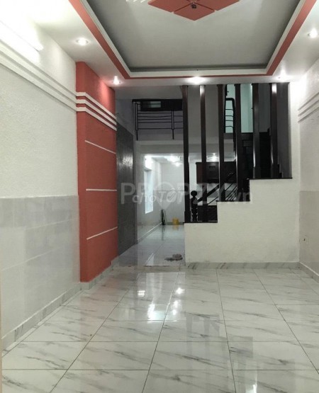 Mình có nhà để trống cần cho thuê giá 22 triệu/tháng, dtsd 60m2, 3 tầng, 4 PN, Sư Vạn Hạnh, Quận 10