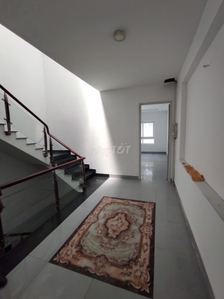 Nhà nguyên xăn tại Hiệp Bình Chánh, Thủ Đức, Diện tích 92m2, 5PN