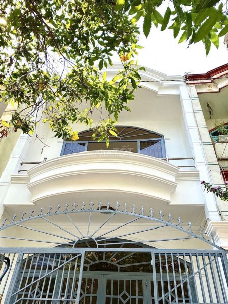 Nhà nguyên căn siêu đẹp thiết kế sang cảnh 1 trệt 1 lầu, có 3PN tại Quận Gò Vấp