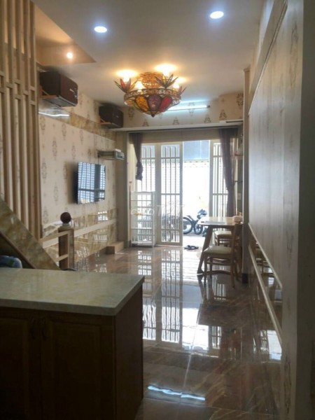 Hẻm 29 Hoàng Hoà Thám, Bình Thạnh cần cho thuê giá 10 triệu/tháng, dtsd 30m2, 2 tầng, có nội thất