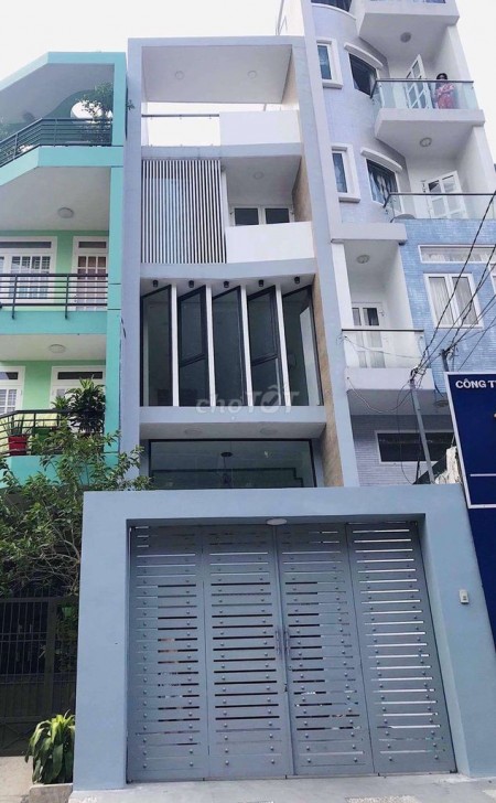 Cho thuê nhà nguyên căn trệt 2 lầu và sân thương, dtsd 300m2 siêu rộng tại Phan Đăng Lưu Bình Thạnh