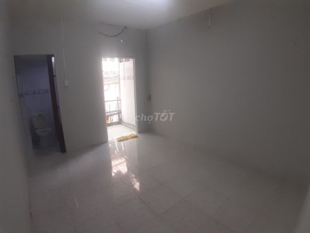 Nhà nguyên căn tại Phạm Ngủ Lão, Quận 1 cần cho thuê nhanh giá rẻ Anh/Chị ai cần liên hệ e nhé !