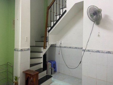 Cho thuê nhà nguyên căn 1 trệt 1 lầu, 2pn tại đường Nơ Trang Long, Bình Thạnh