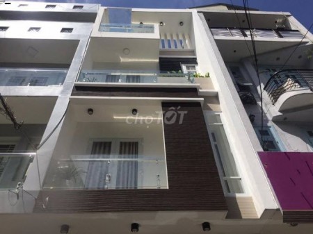 Có căn nhà trống tại Bình Thạnh cần cho thuê 4m x 18m, Giá thuê 21 triệu