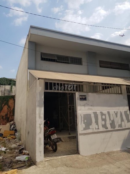 Nhà hẻm xe tải 83/12/4A Phạm Văn Bạch, Quận Tân Bình, giá 8 triệu/tháng, có sân để xe