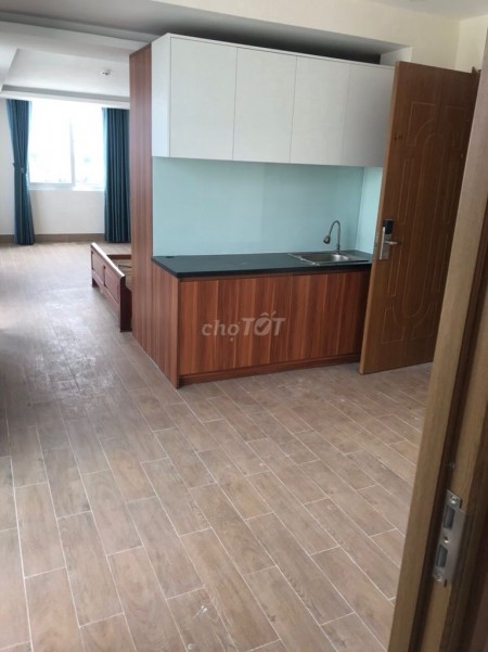 Mình cần cho thuê nhà rộng 24m2, 1 trệt, 1 gác, giá 10 triệu/tháng, hẻm 716 Đoàn Văn Bơ, Quận 4