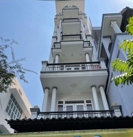 Nhà mới 3 tầng, diện tích 4m x 30m, Mặt tiền đường Âu Dương Lân giá thuê nguyên căn 38 triệu/tháng