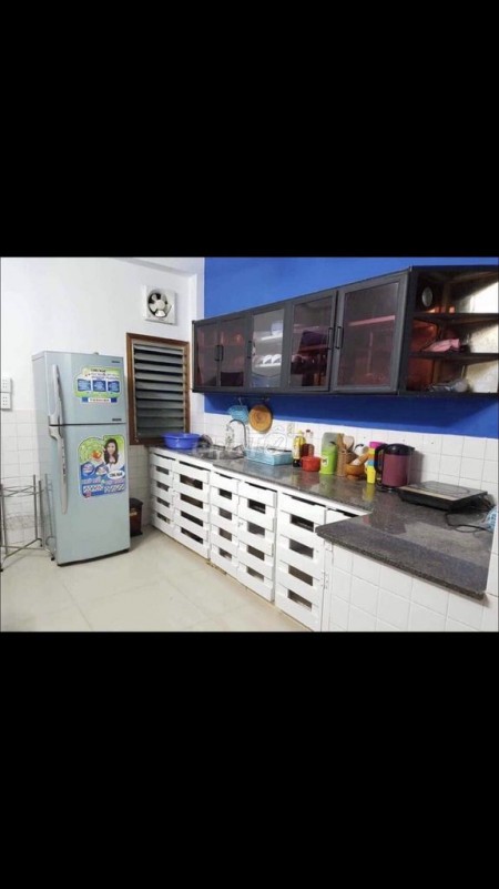 Cho thuê căn nhà 3 lầu tại Đường Trần Hưng Đạo, Phường 1, Quận 5