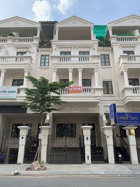 Cho thuê Biệt Thự Khu Cityland Park Hills: Hầm Trệt 3L(5PN-6WC) giá 35tr/th