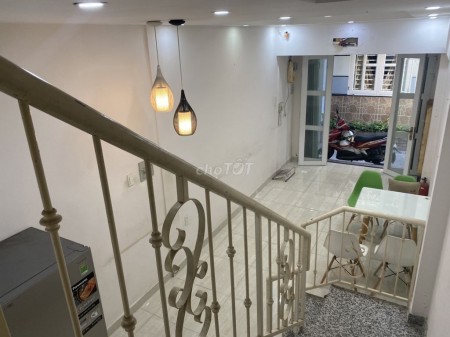 Có căn nhà cho thuê tại Dạ Nam Quận 8. Dt 3m x 11m, Giá thuê 8tr5/tháng
