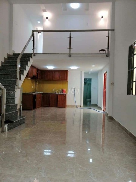 Nhà khu dân cư An Phú Đông 25, Quận 12 cần cho thuê giá 5.5 triệu/tháng, dtsd 60m2, 2 tầng