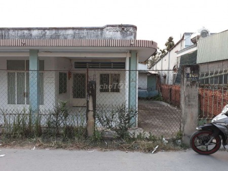 Trống cần cho thuê đường Phạm Thị Trích, Củ Chi, dtsd 258m2, giá 7 triệu/tháng, LHCC