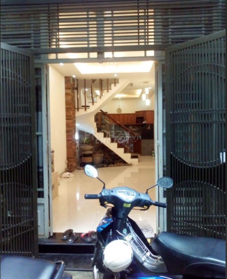 Nhà nguyên căn rộng 240m2 đang trống cần cho thuê hẻm Đào Duy Anh, Phú Nhuận, giá 15 triệu/tháng, LHCC