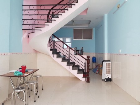 CHính chủ cần cho thuê nhà mặt tiền kinh doanh đường số 2 Bình Hưng Hòa A, Bình Tân