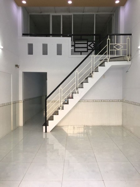 Nhà hẻm 30/31/7A Thạnh Lộc 17, Quận 12 cần cho thuê nhanh giá 5 triệu/tháng, dtsd 64m2, 2 tầng