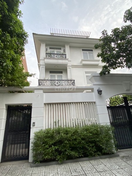 Cho thuê nhà đẹp, thiết kế sang trọng, Diện tích 118m2 ngay Trần Não, Quận 2