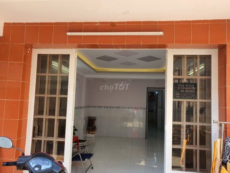 Cho thuê nhà nguyên căn 8 triệu/tháng, Diện tích 40m2, có 3 Phòng ngủ, 1 trệt 1 lầu, hợp đồng dài hạn