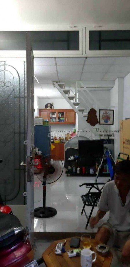 Nhà đường số 9, Quận Gò Vấp cần cho thuê giá 7 triệu/tháng, dtsd 29m2, 2 tầng, yên tĩnh