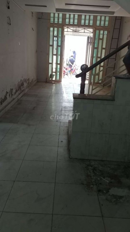 Trống nhà đường Lê Văn Quới, Bình Tân rộng 64m2, 2 tầng đúc thật cho thuê giá 7 triệu/tháng
