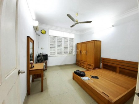 Cho thuê nhà nguyên căn tại Bình Trị Đông B, Bình Tân. Diện tích 84m2 thiết kế 3PN, 3WC nhà mới đẹp