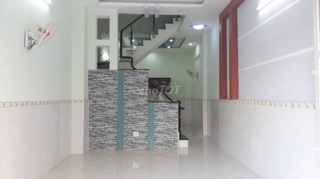Cho thuê thuê nhà nguyên căn căn trống 48m2, 3 tầng trong hẻm xe hơi đường Lê Văn Quới