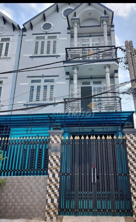 Cho thuê nhà nguyên đường Song Hành, Phường Trung Mỹ Tây, Quận 12. Diện tích 60m2, 4PN, 5WC