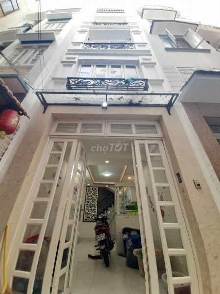 Cần cho thuê căn nhà trên đường Nguyễn Công Hoan trung tâm Phú Nhuận