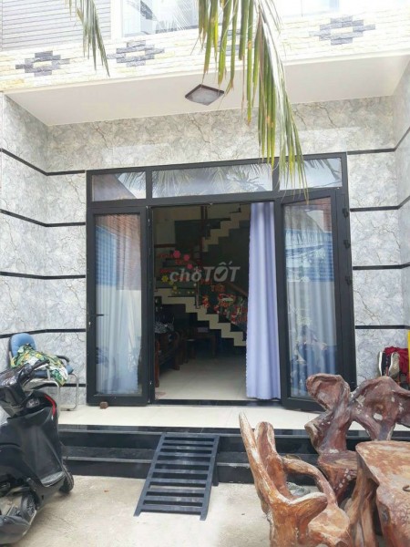 Nhà rộng 64m2, hẻm an ninh Thạnh Lộc 16, Quận 12 cần cho thuê giá 6 triệu/tháng, LHCC