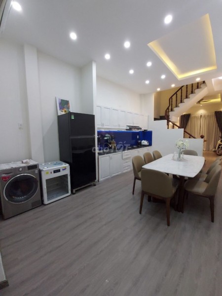Đại Lộ 3, Phước Bình, Quận 9 cần cho thuê nguyên căn 60m2, 2 PN, giá 15 triệu/tháng, LHCC