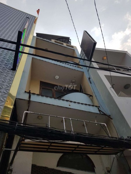 Cho thuê nhà nguyên căn diện tích 150m2, có 5PN trên đường Trần Minh Quyền