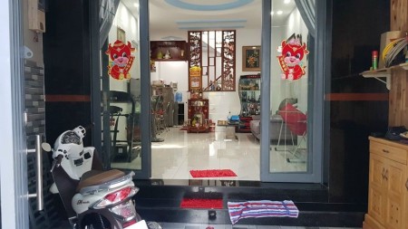 Nhà mới sạch sẽ cần cho thuê nguyên căn 10tr, 63m2, tại Quốc Lộ 50 Bình Hưng, Q8