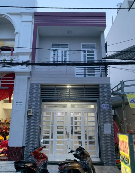 Cho thuê nhà nguyên căn phường Bình Hưng Hoà (mới xây). ƯU đãi miễn phí 1 tháng đầu khi dọn vào ngay trong tháng 4