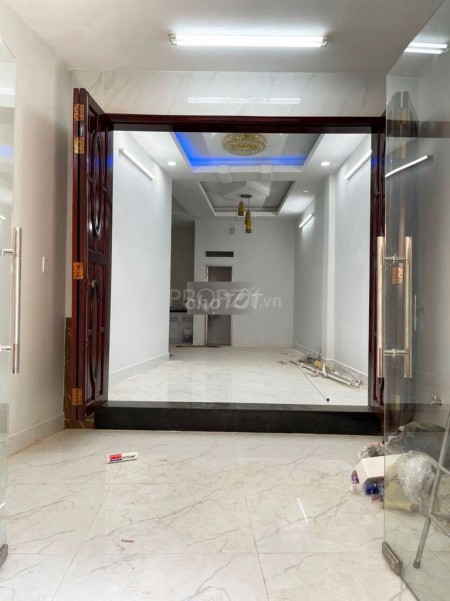 Nhà nguyên căn 40m2, 3PN. Mặt tiền đường Nhật Tảo